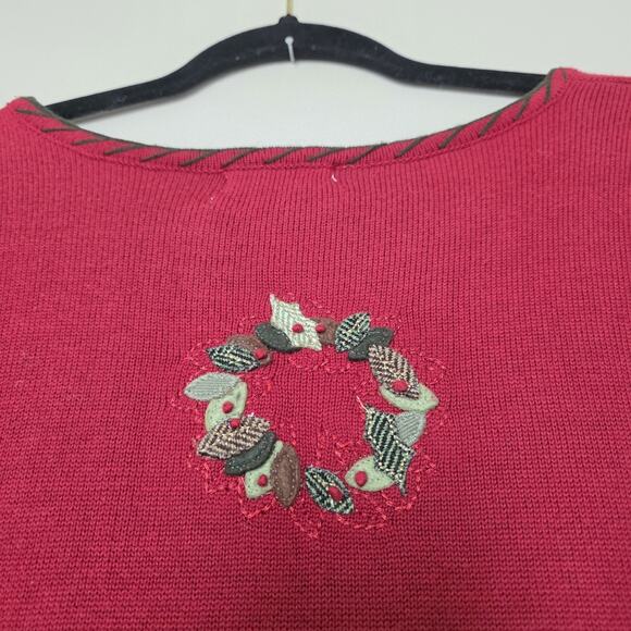 Vintage Embroidered Christmas Sweater Womens XL Red Wreath Holiday Cottage Boho - Picture 6 of 9
